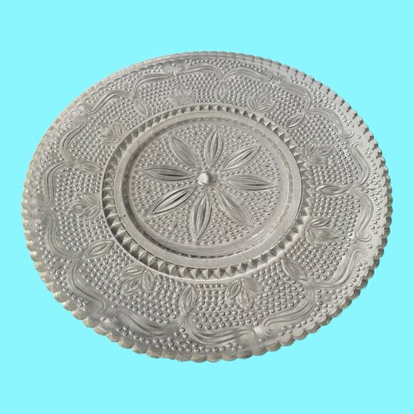 Vtg Set 4 Federal Heritage Clear 9.25” Glass Beaded Dinner Plates Scalloped Rim - Picture 1 of 6